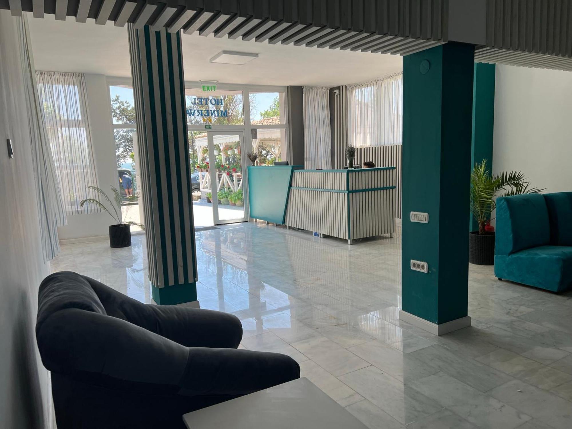 Hotel Minerva Западен Ефорие Екстериор снимка