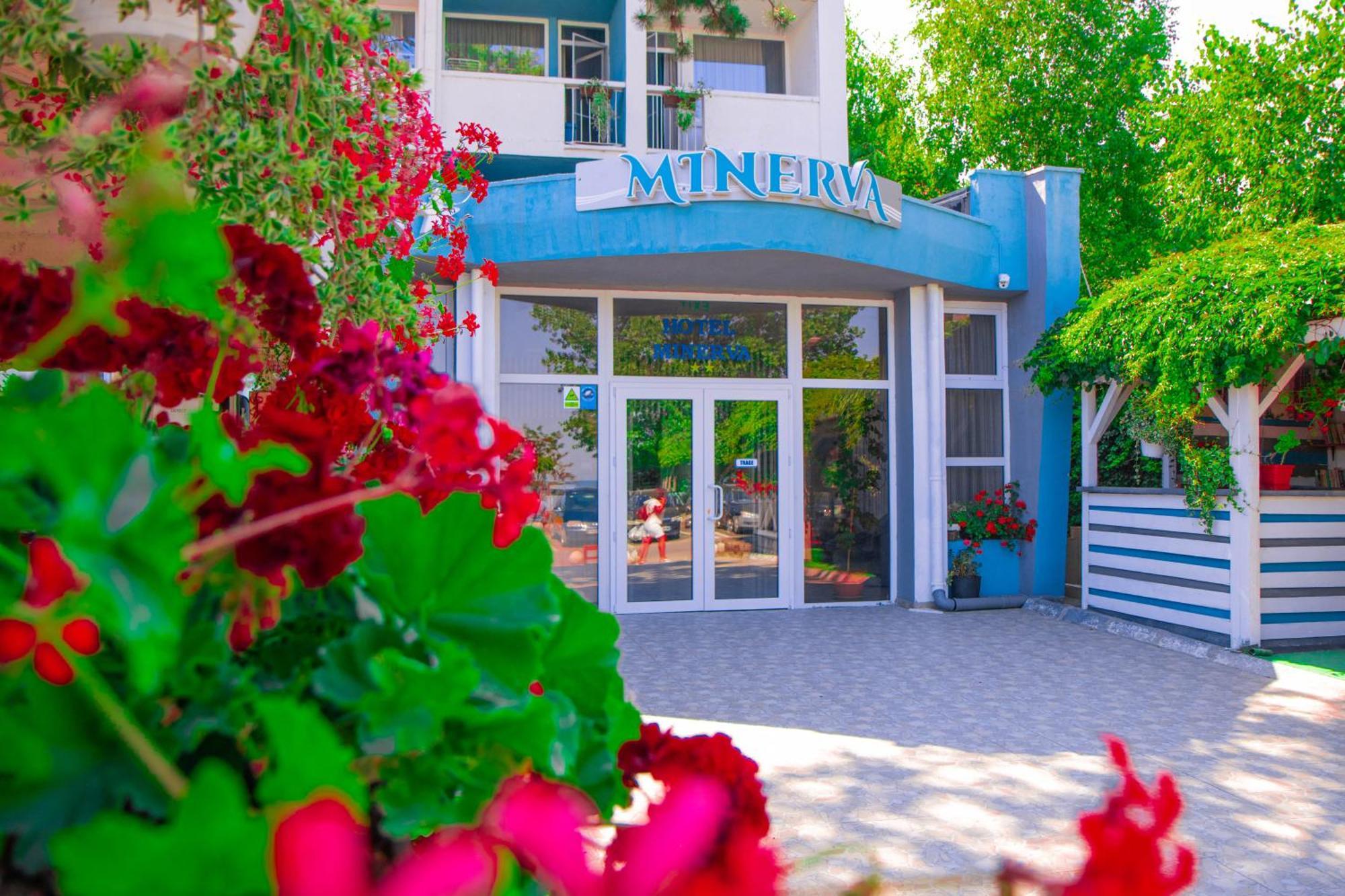 Hotel Minerva Западен Ефорие Екстериор снимка